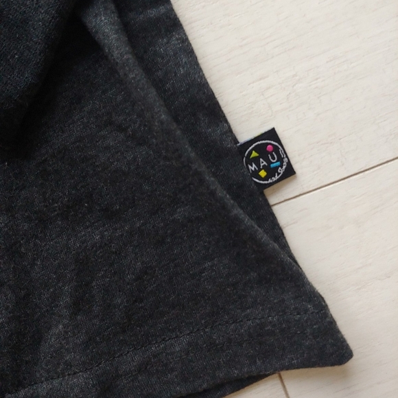 MAUI and Sons NEW Classic Shark Long Sleeve Shirt - Picture 4 of 6